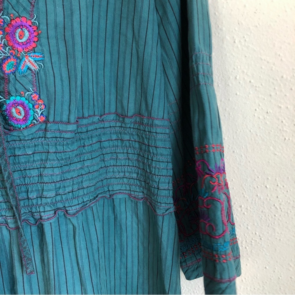 Johnny Was 3J Workshop Blue Stripe Embroidered Dress Size Medium - Picture 6 of 10